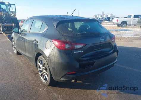 2018 Mazda Mazda3 Touring z USA, uszkodzony, nr VIN 3MZBN1L37JM266987